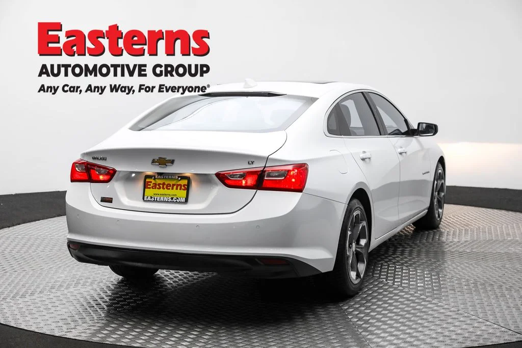 Used 2024 White Chevrolet LT image 5