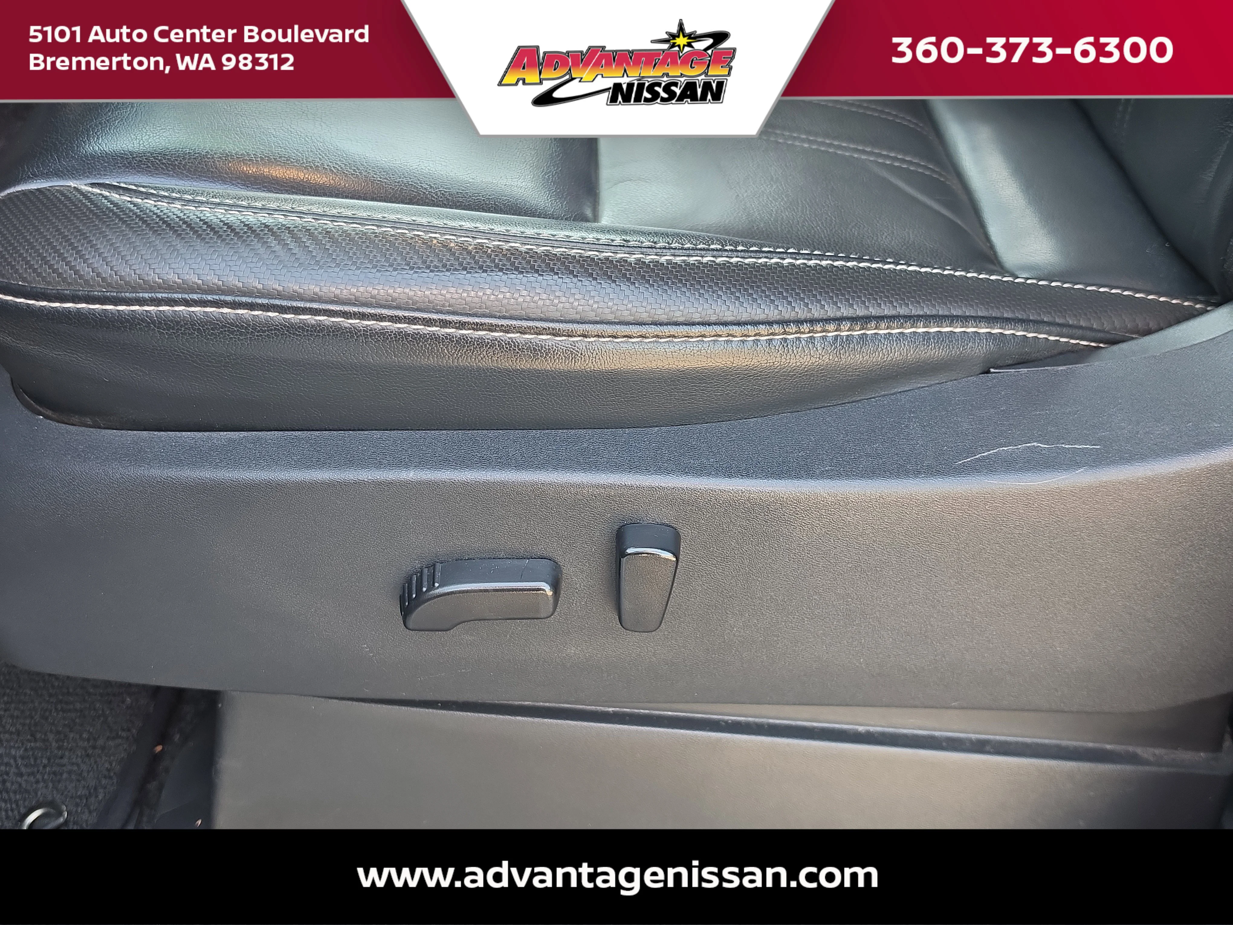 Used 2023 Deep Blue Pearl Nissan SV image 11
