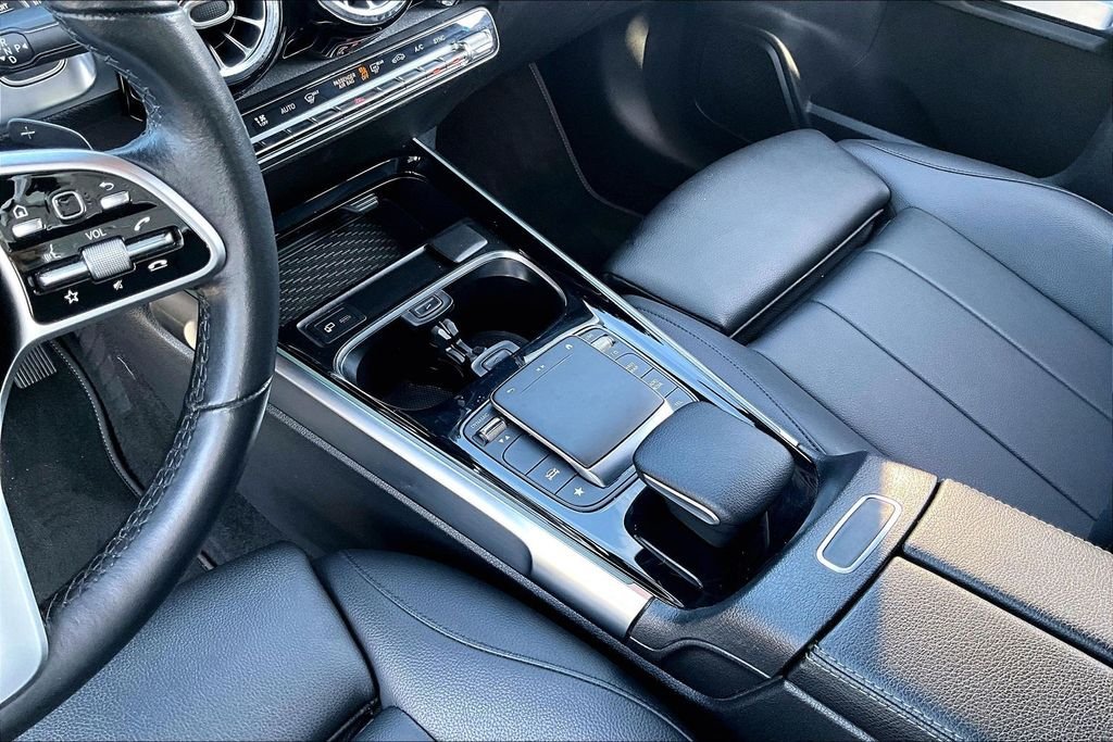 Used 2021 Black Mercedes-Benz GLB 250 image 14