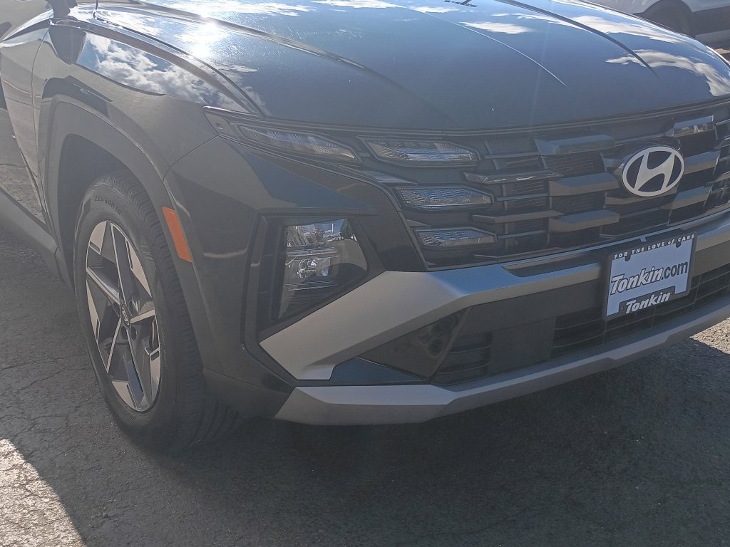 Certified Used 2025 Black Hyundai SEL image 11