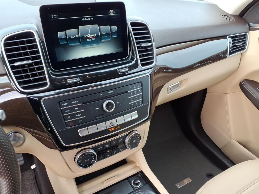 Used 2018 Gray Mercedes-Benz GLE 350 image 8