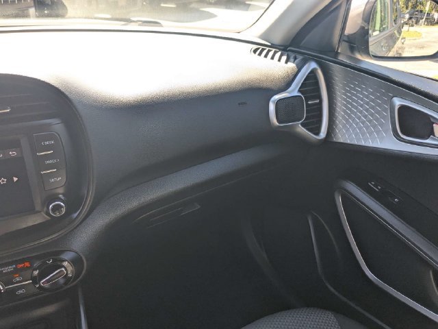 Certified Used 2025 Gray Kia LX image 17