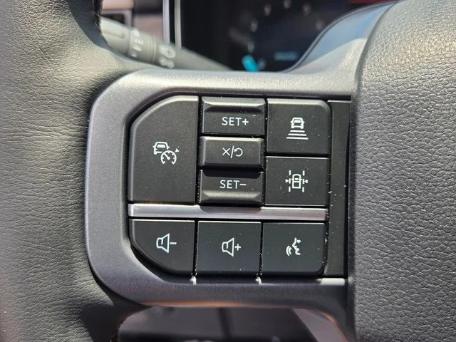 New 2026 Oxford White Ford Lariat image 25