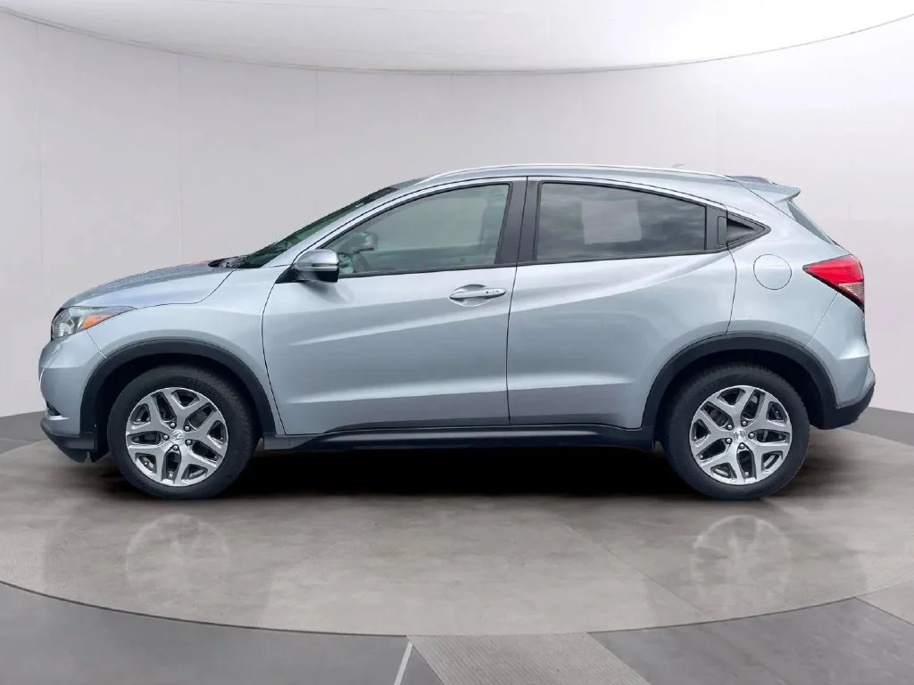 Used 2017 Honda HR-V EX-L with VIN 3CZRU6H77HM733150 for sale in Racine, WI