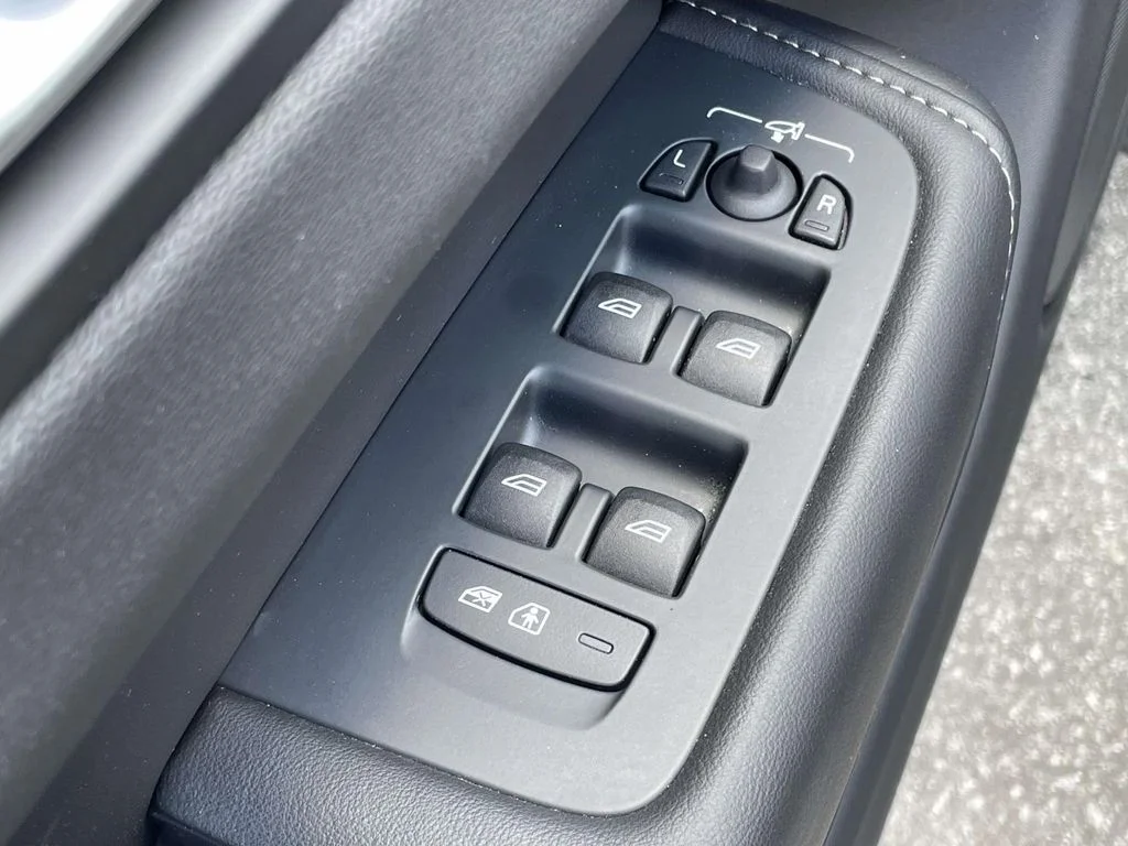 2024 Volvo XC60 Ultimate - Photo 6