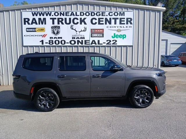 New 2026 Baltic-Gray Metallic Clear-Coat Exterior Paint Jeep Limited Altitude image 2