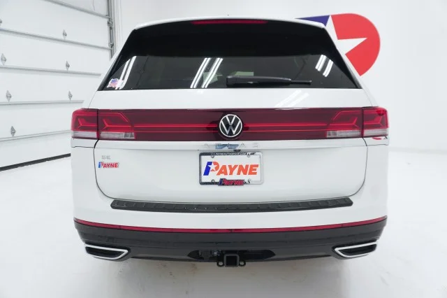New 2026 Opal White Pearl Volkswagen 2.0T SE w/Technology image 6