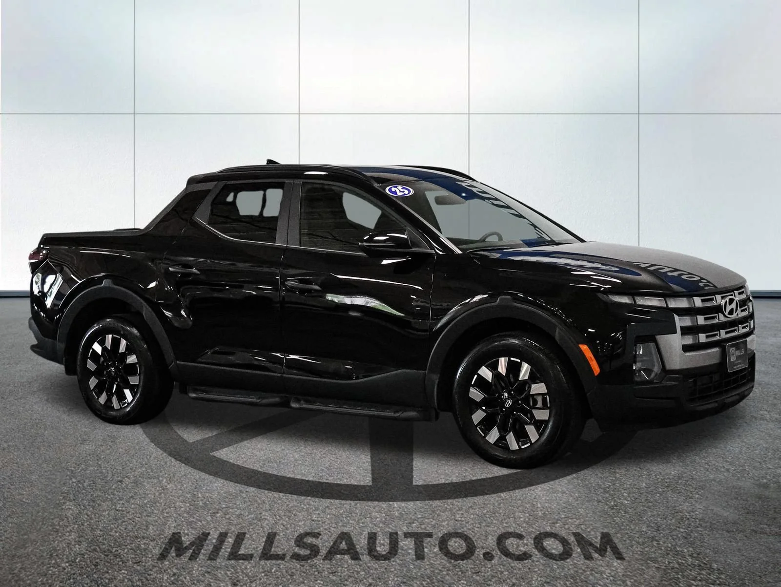 Used 2025 Black Hyundai SEL Activity image 11