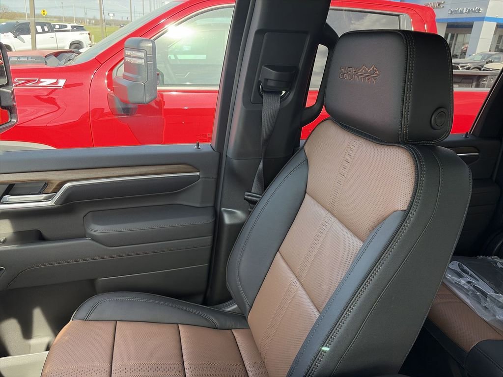 2026 Chevrolet Silverado 3500 HD High Country - Photo 24