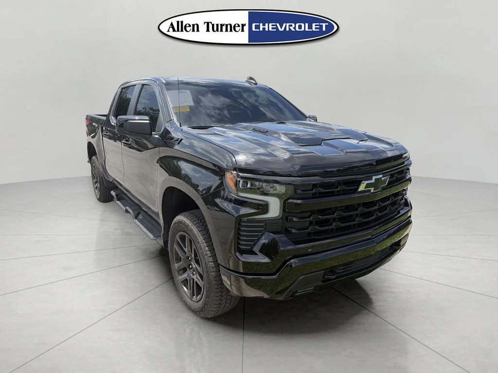 Used 2026 Black Chevrolet LT Trail Boss image 2