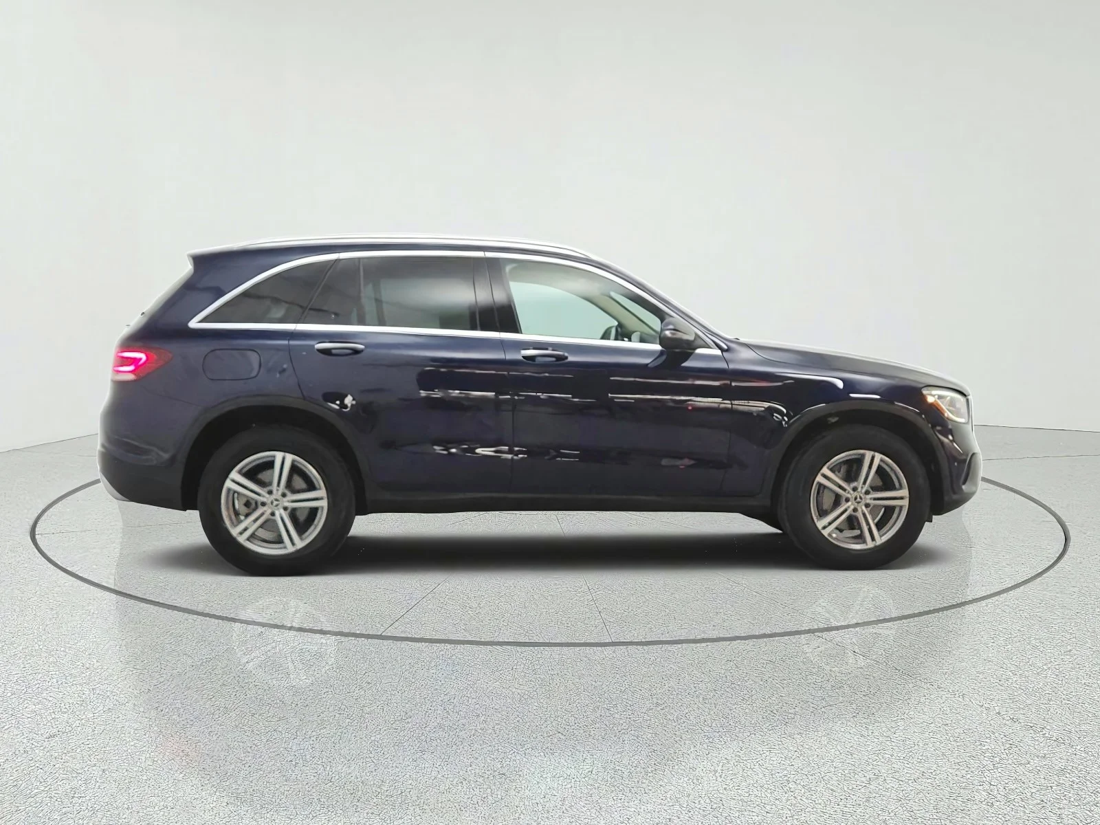 Certified Used 2022 Lunar Blue Metallic Mercedes-Benz GLC 300 SUV image 4
