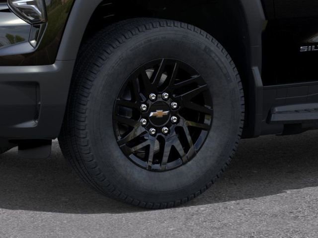 2026 Chevrolet Silverado EV LT - Photo 10