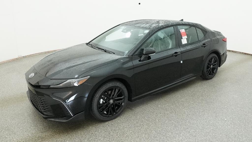 2026 Toyota Camry SE Hybrid's photo