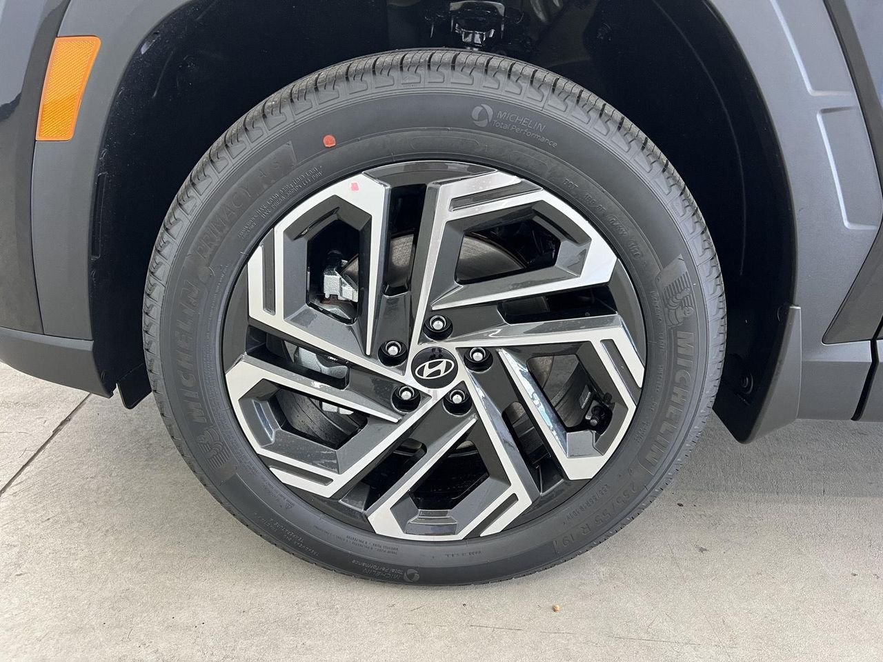New 2026 Phantom Black Hyundai SEL Plus AWD image 7