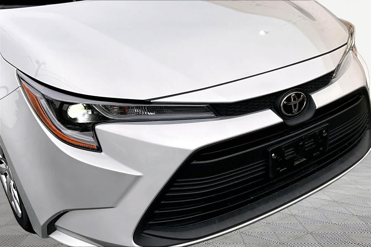 Used 2025 Classic Silver Metallic Toyota LE image 30