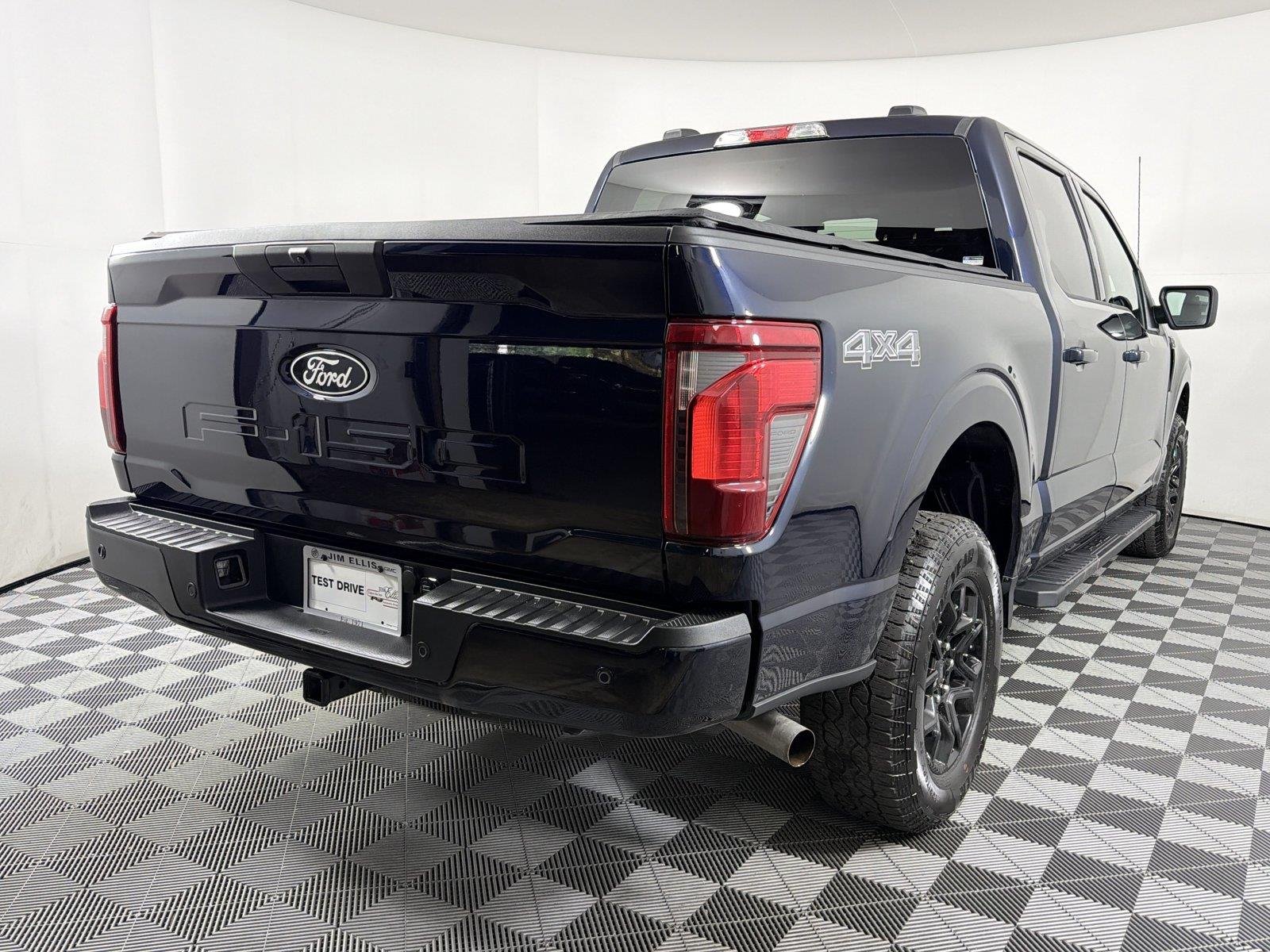 2025 Ford F-150 XLT - Photo 6