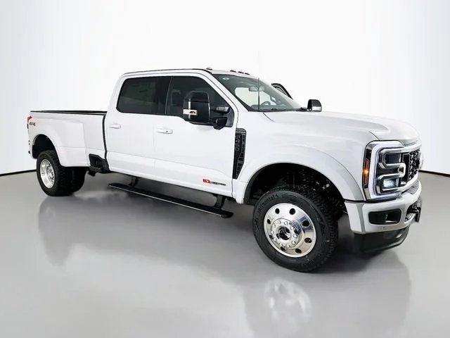 2026 Ford F-450 Platinum 4x4 Crew Cab 8' Box DRW's photo