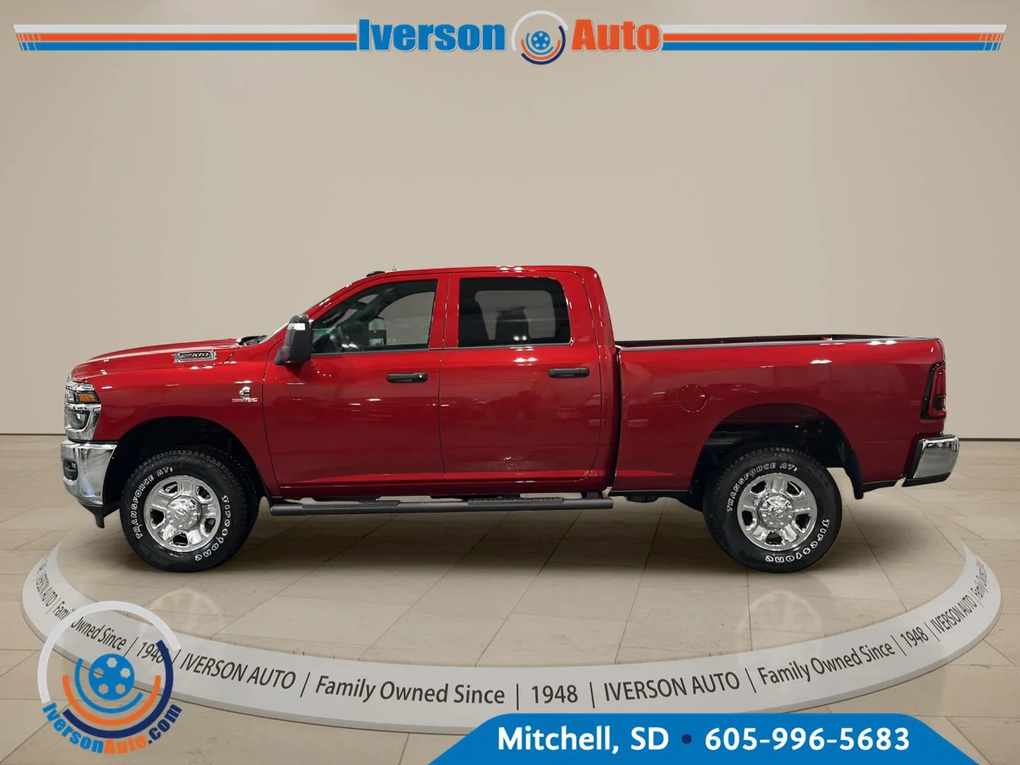 New 2027 Molten Red Pearl-Coat Exterior Paint RAM Tradesman image 4