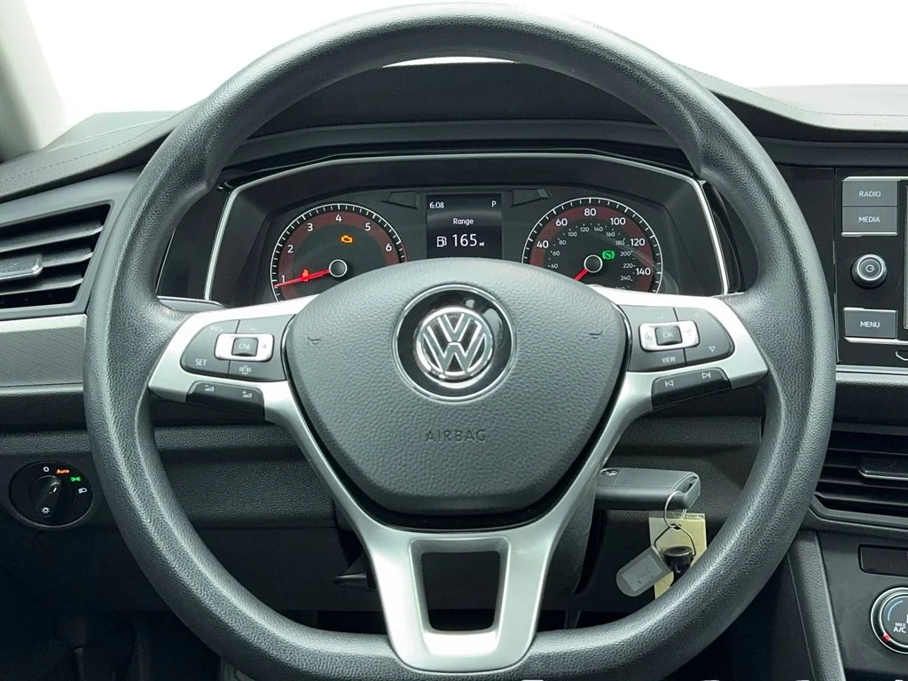 Used 2020 Gray Volkswagen 1.4T S image 18