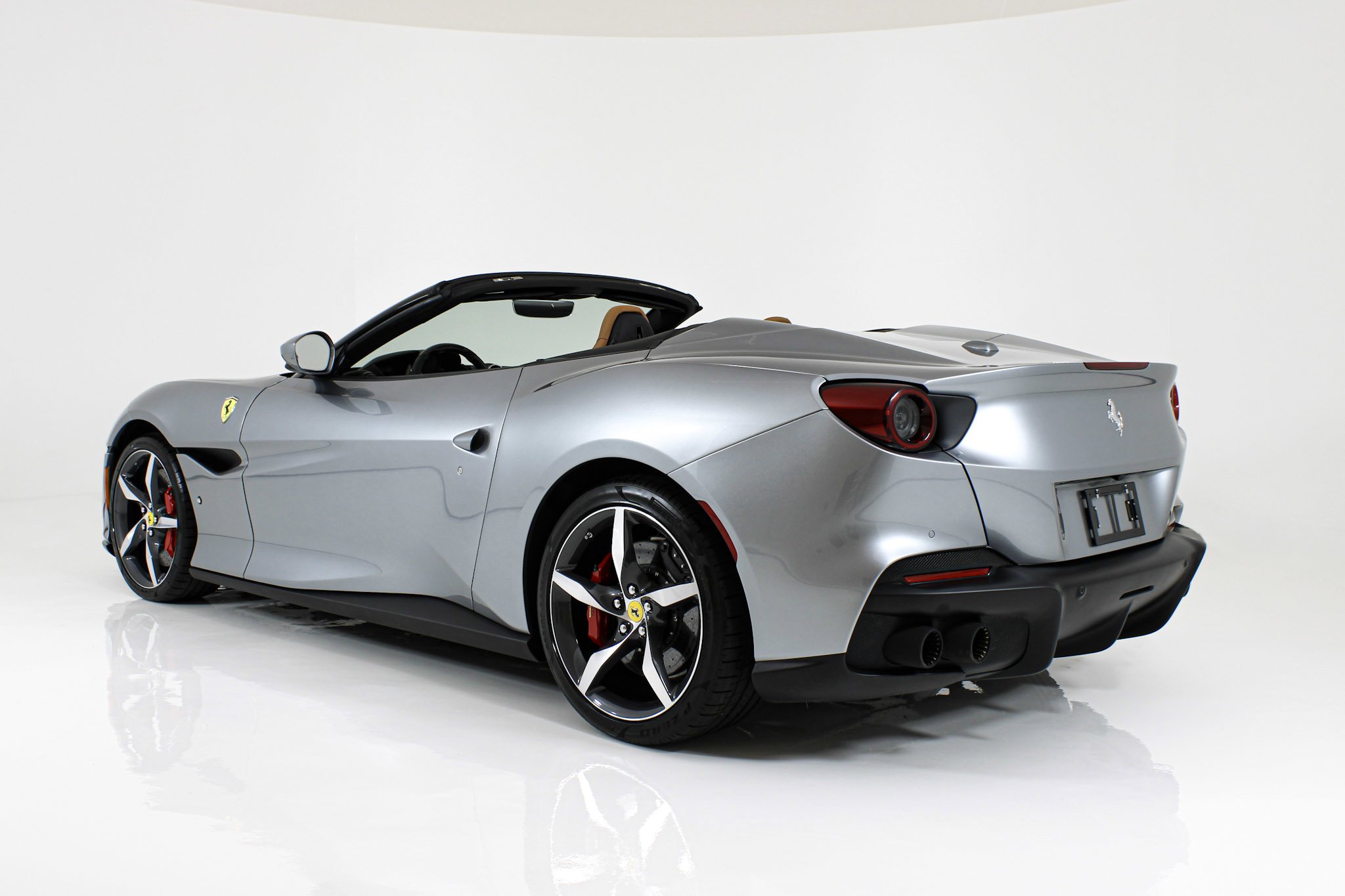 Certified Used 2023 Gray Ferrari  image 6