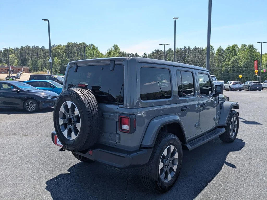 Used 2022 Sting-Gray Clearcoat Jeep Unlimited Sahara image 5