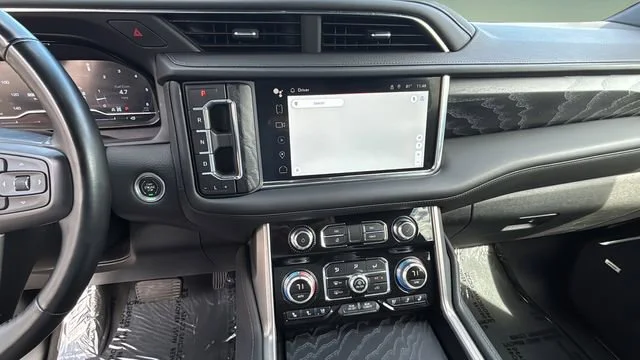 Used 2024 Onyx Black GMC Denali image 25
