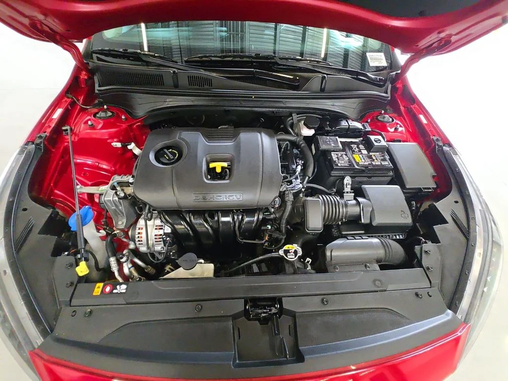 Used 2024 Red Kia LXS image 24