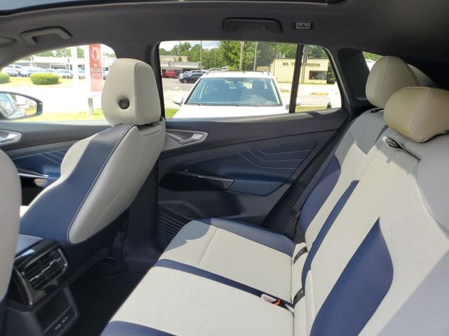 Certified Used 2025 Gray Volkswagen Pro S image 16