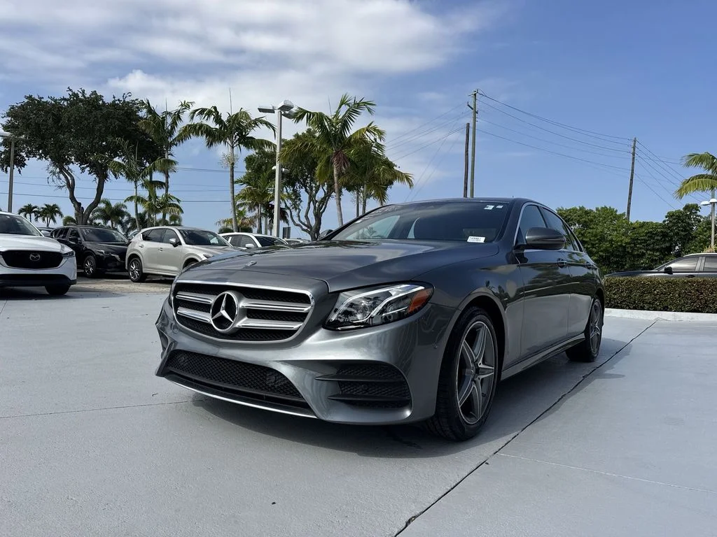 Used 2018 Selenite Gray Metallic Mercedes-Benz E 300 4MATIC® image 31