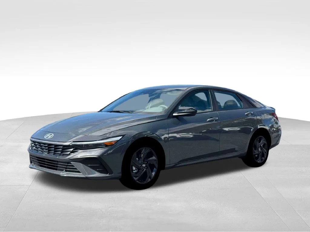 Used 2026 Gray Hyundai SEL Sport image 2