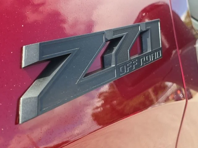 Used 2023 Red Chevrolet RST image 10