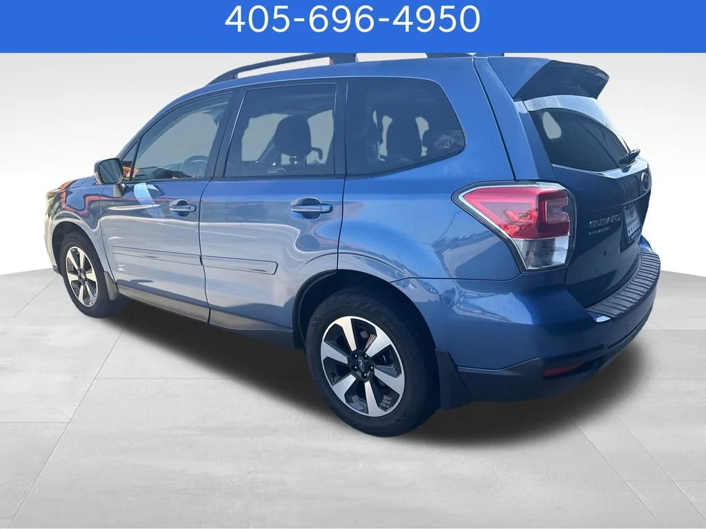 Pre-Owned 2018 Subaru Forester Premium