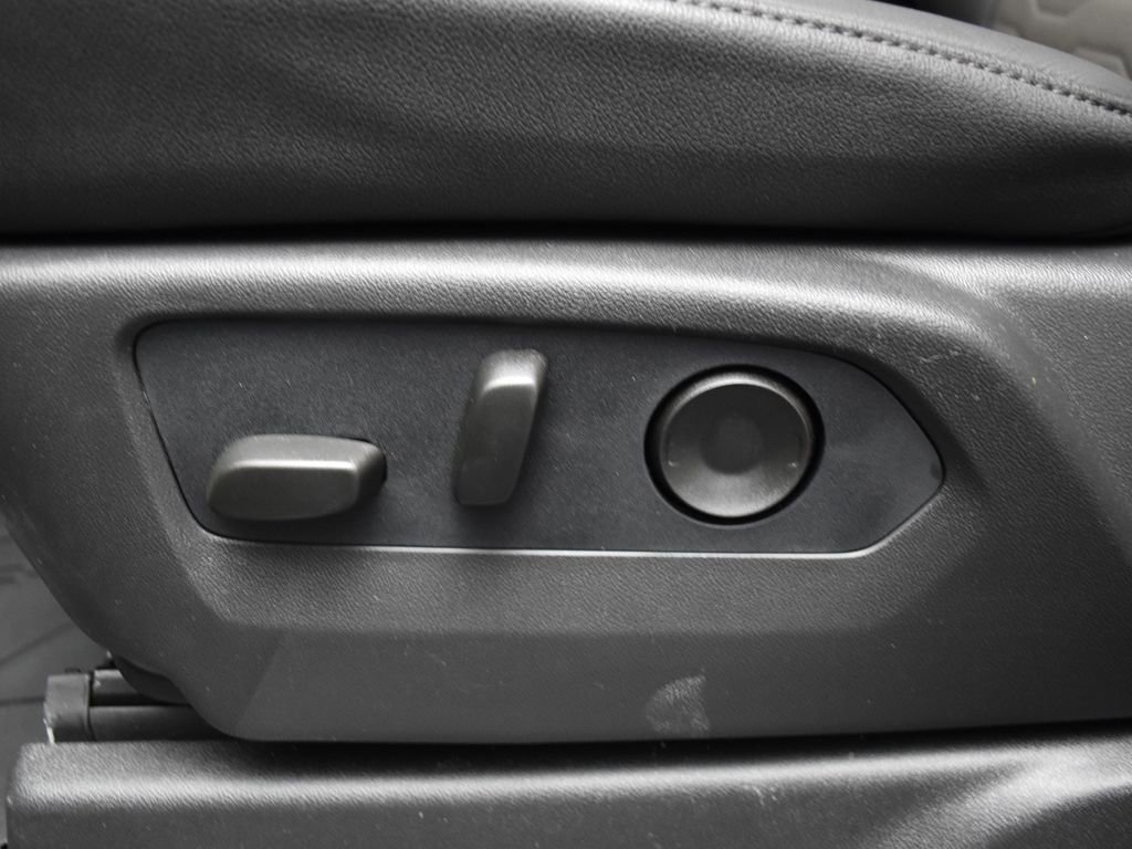 2026 Chevrolet Silverado 1500 ZR2 - Photo 16