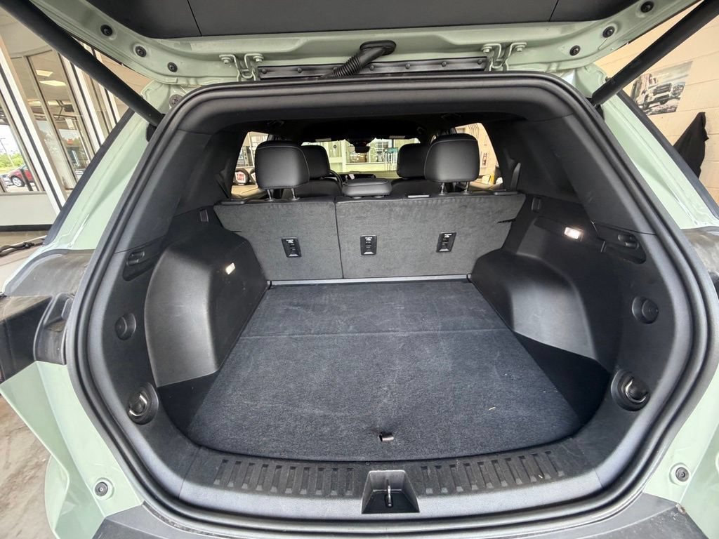 Used 2025 Cacti Green Chevrolet LT image 50