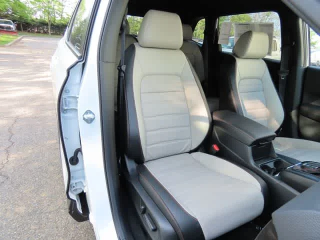 New 2026 Platinum White Pearl Honda Sport Touring image 17