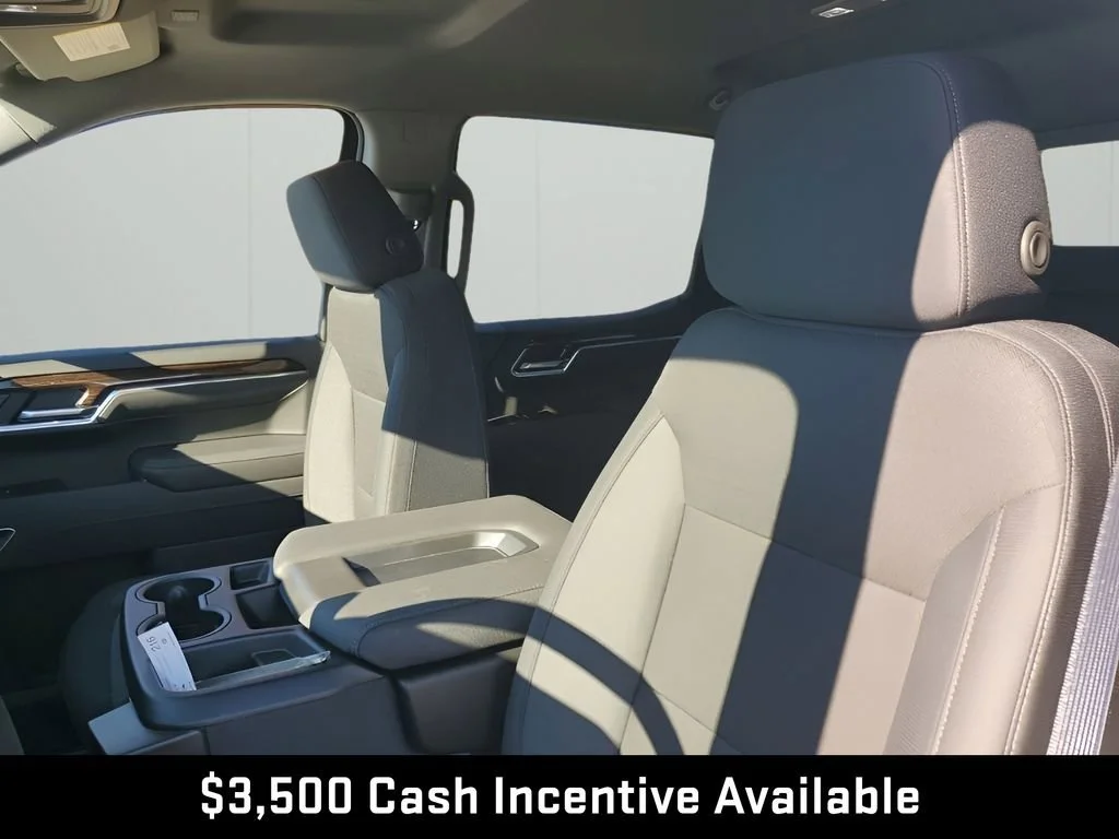 New 2026 Summit White GMC SLE image 32