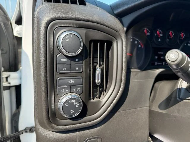 Used 2023 White GMC Pro image 19