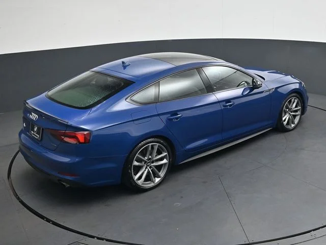 Used 2019  Audi Premium Plus image 25