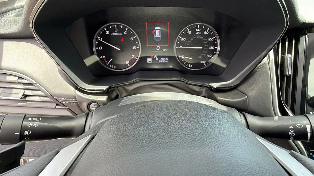 Used 2025 Crystal White Pearl Subaru Premium image 21