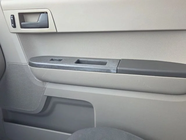 Used 2011 White Ford XLS image 24