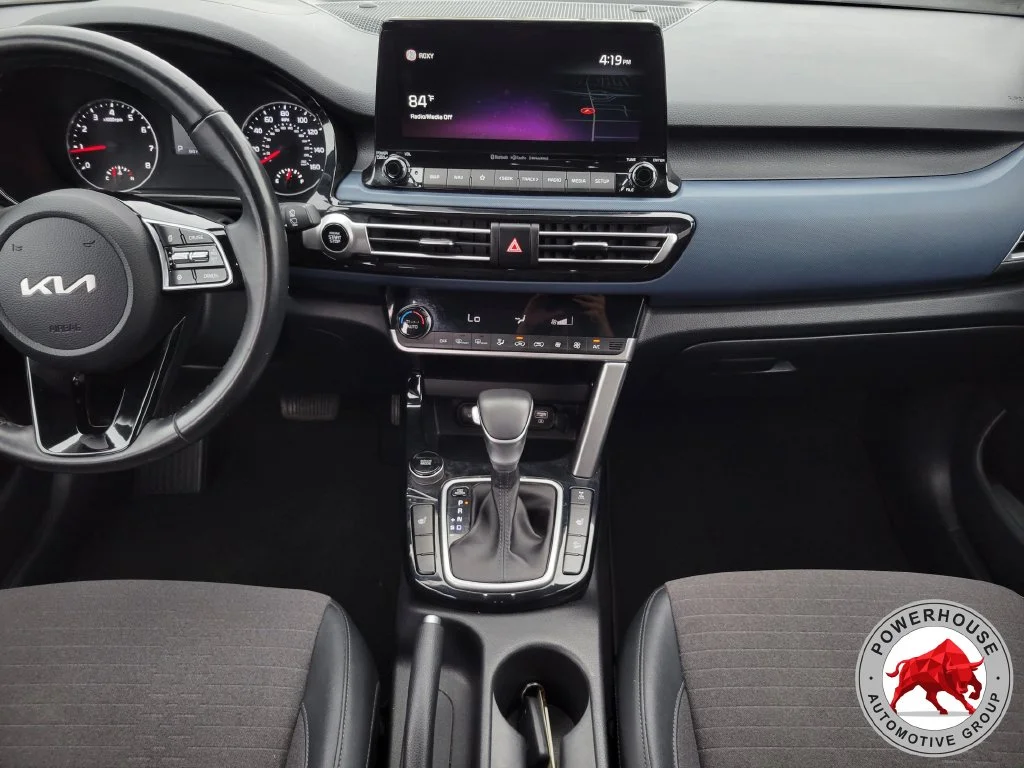 Used 2022 Blue Kia S image 19
