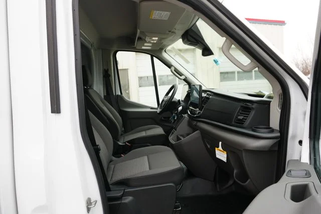 New 2024 Oxford White Ford Cutaway image 20