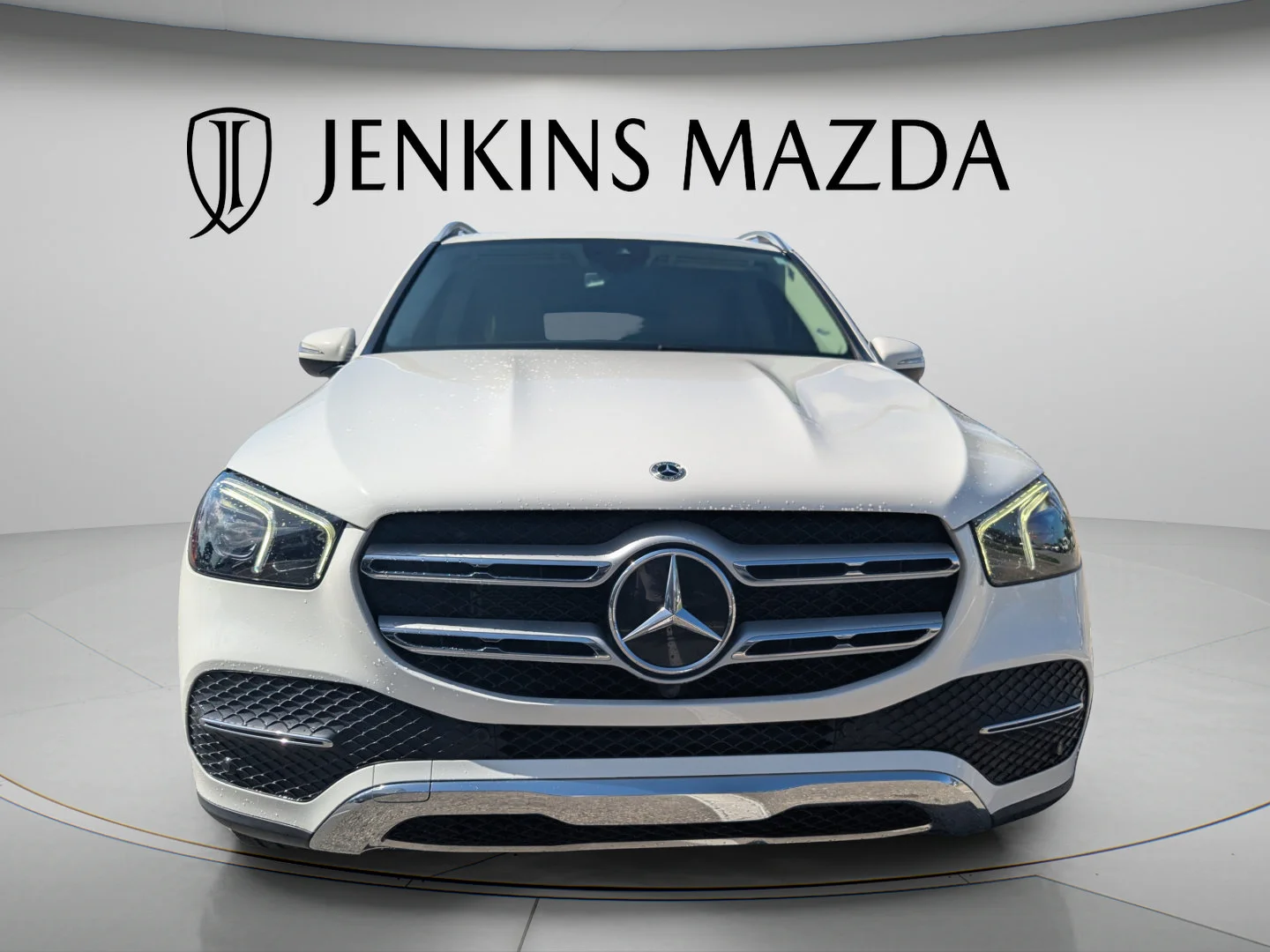 Used 2022 White Mercedes-Benz GLE 350 image 2