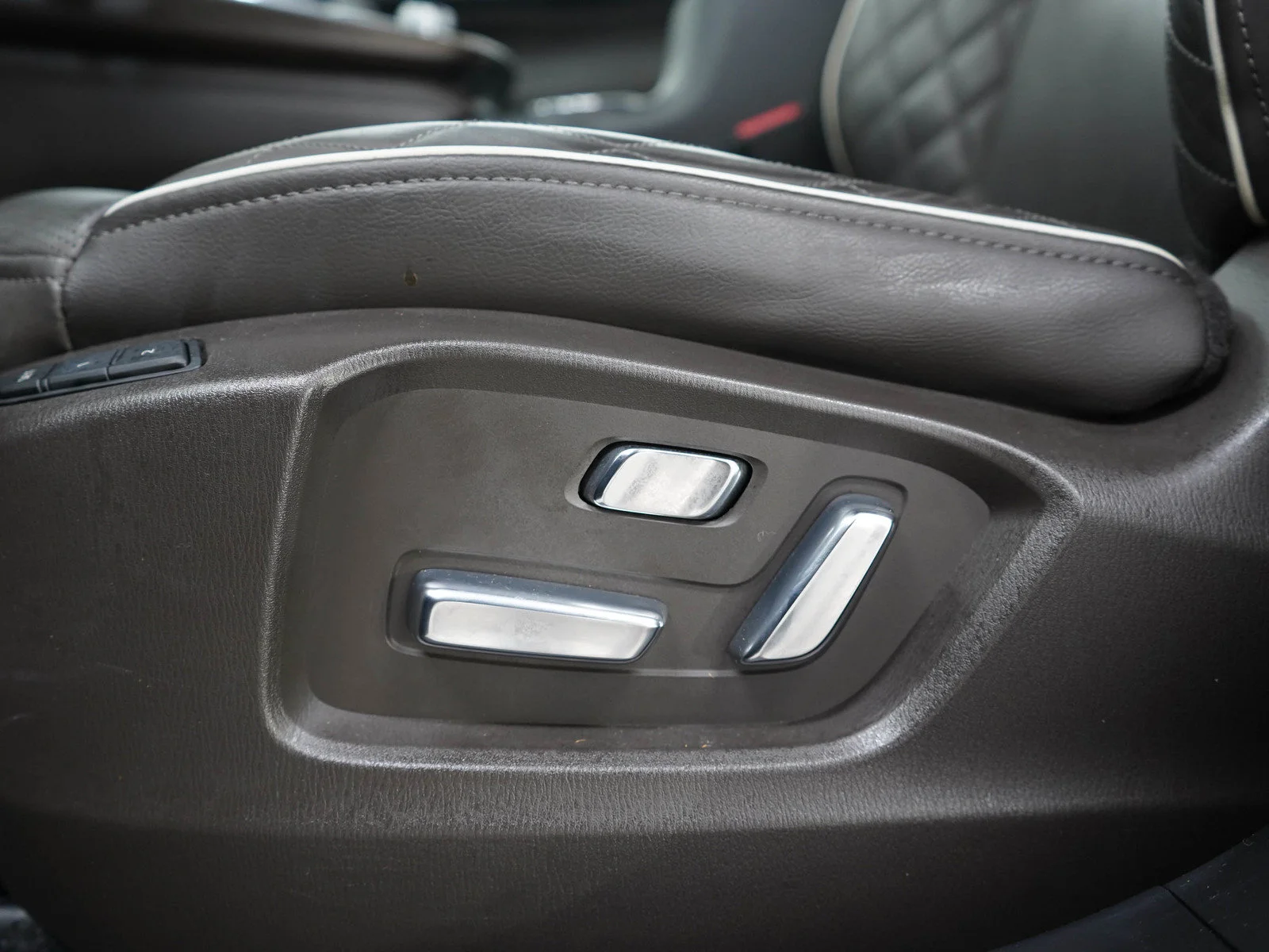 Used 2022 Jet Black Mica Mazda Signature image 22