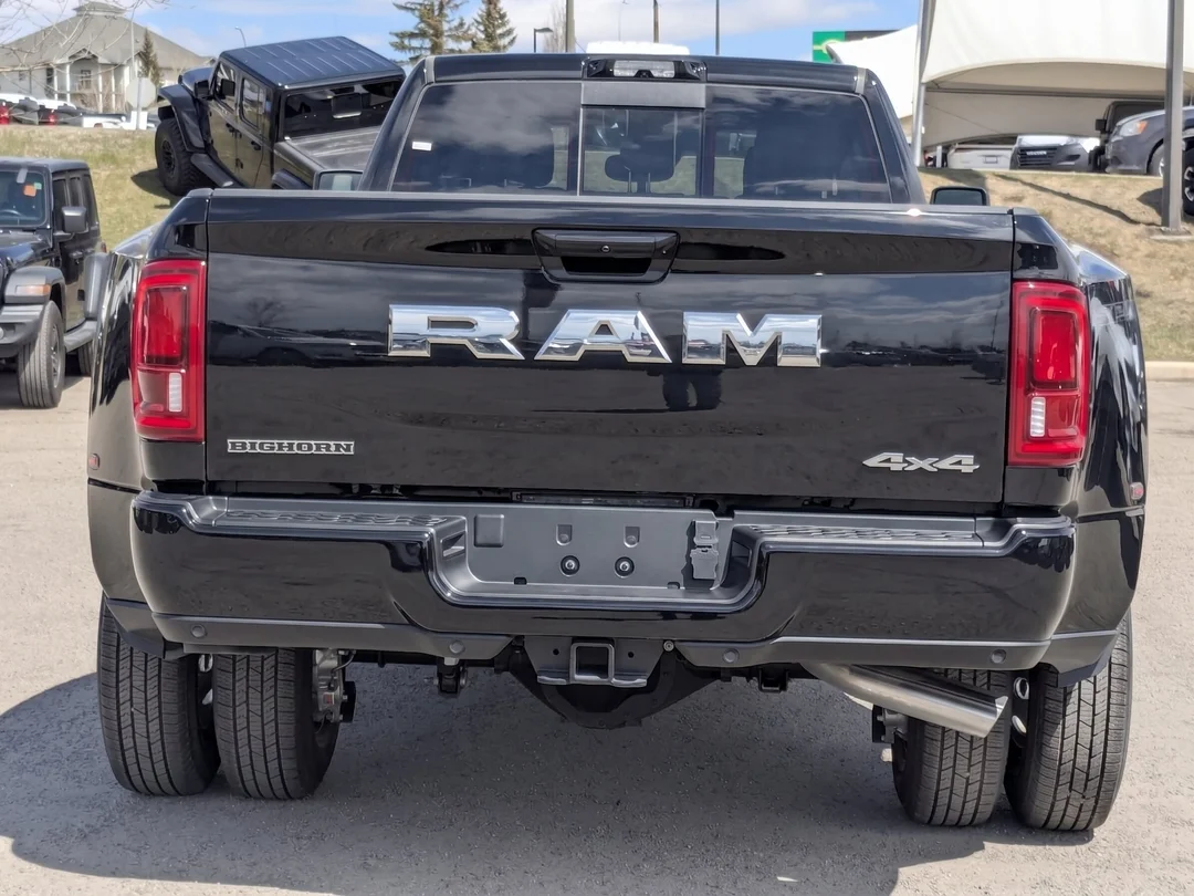New 2026 Black RAM Big Horn - - 6.7L Cummins HO  - Lvl 2 Plus Grp  - Max Tow Pkg  - DRW & More! image 7