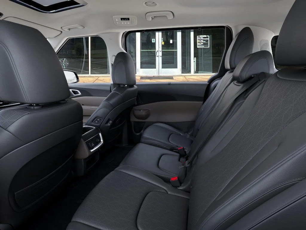 2026 Kia Carnival SX - Photo 18