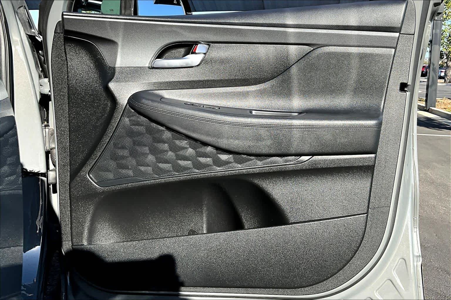 Used 2021 Hampton Gray Hyundai SEL image 23