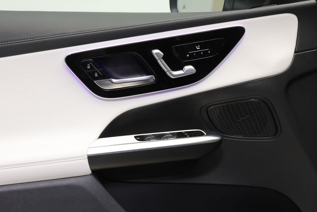 2026 Mercedes-Benz GLC Base - Photo 31