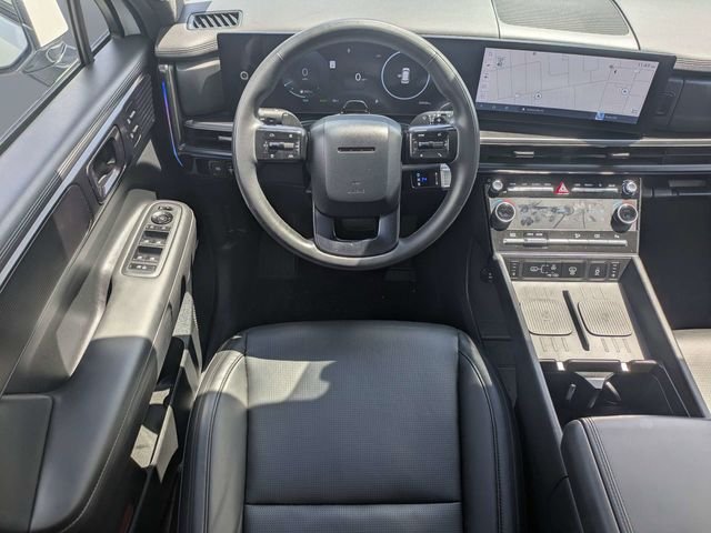 Used 2024 White Hyundai Calligraphy image 17