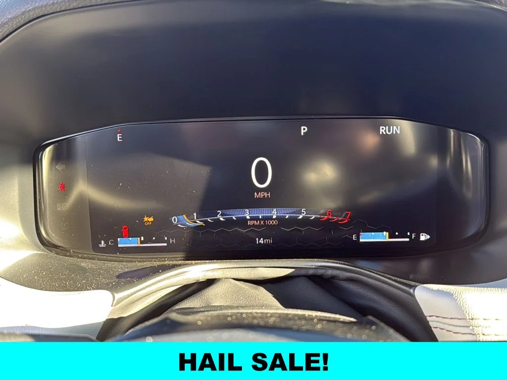 New 2026 Diamond Black Crystal Pearl-Coat Exterior Paint Jeep Limited image 13